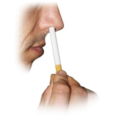 Mágica Cigarro no Nariz - Cigarette Up The Nose
